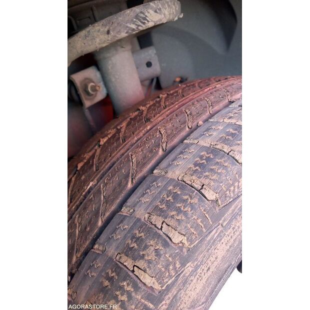 2014 رينو Master-44345897