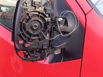 2013-renault-master-1395397-44345922