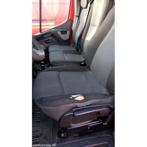 2013 رينو Master-44345941