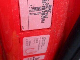 2013-renault-master-1395398-44345972