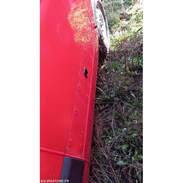 2015 رينو Master-44346035