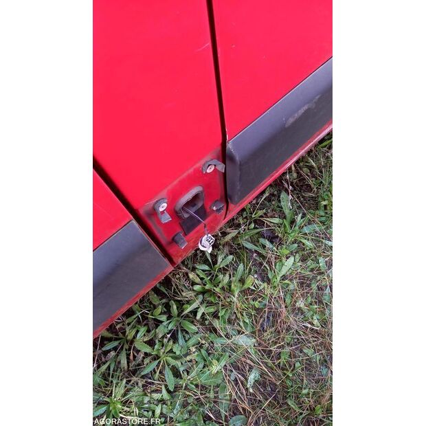 2015 رينو Master-44346044