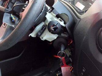 2015-renault-master-1395402-44346055