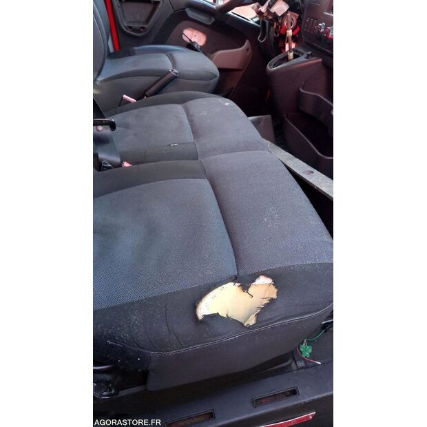 2015 رينو Master-44346063