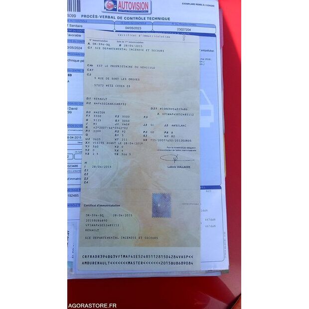 2015 رينو Master-44346067