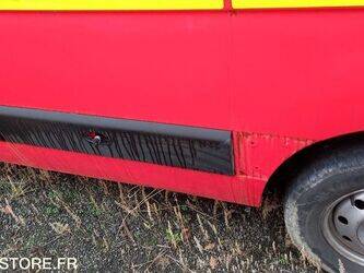 2012-renault-master-1395406-44346156