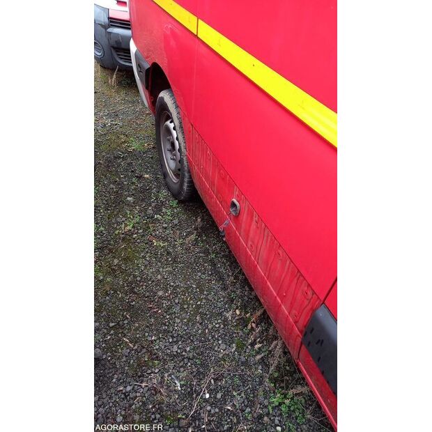 2012 رينو Master-44346157