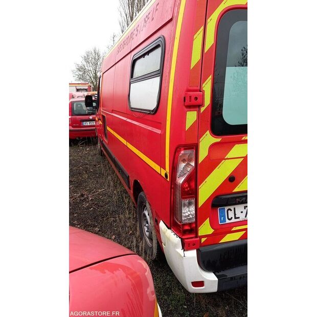 2012 رينو Master-44346162