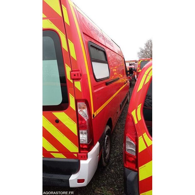 2012 رينو Master-44346163