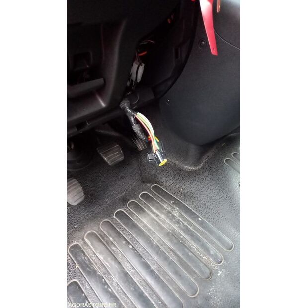 2012 رينو Master-44346171