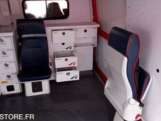 2012-renault-master-1395406-44346174