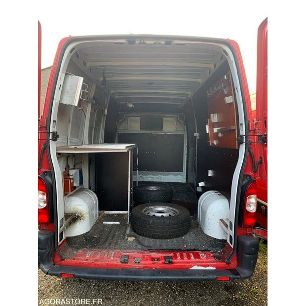 2008 رينو Master-44346231