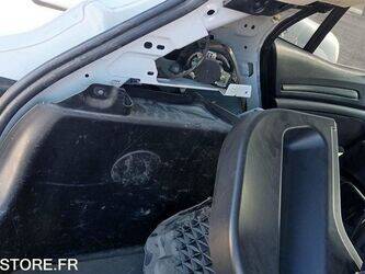 2019-renault-megane-1395192-44346304