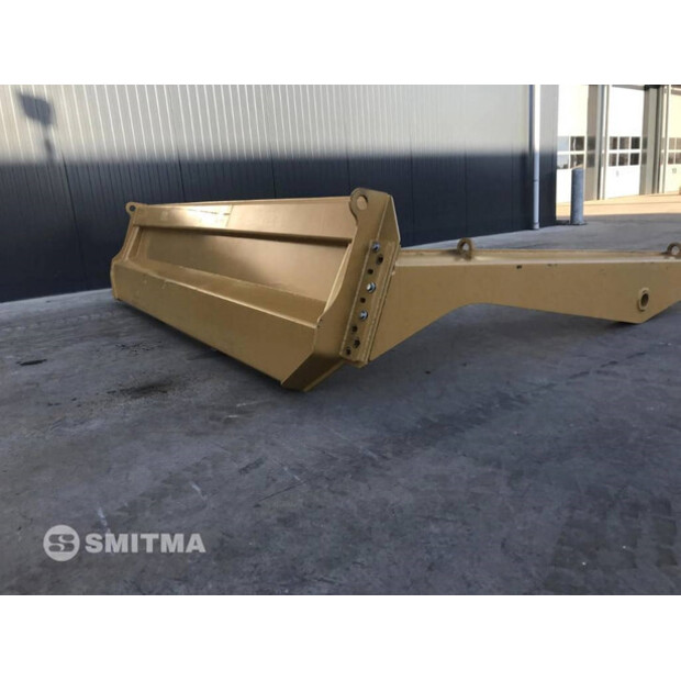 2025 Caterpillar 735C-44347985