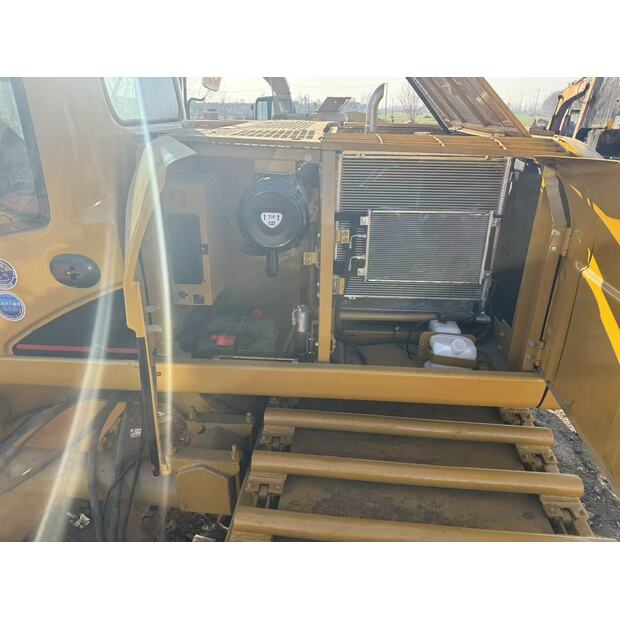 2022 Caterpillar 320CL-44348192