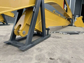 2025-caterpillar-323-gx-18m-set-long-reach-equipment-44348316