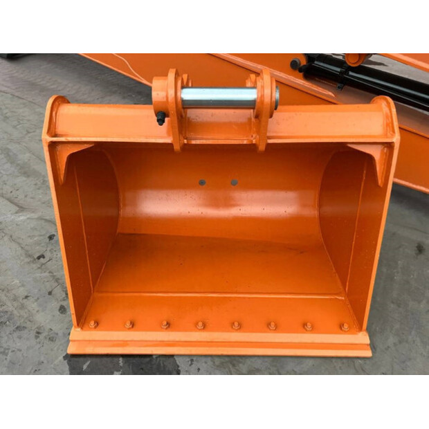 2025 Hitachi ZX225-44348681