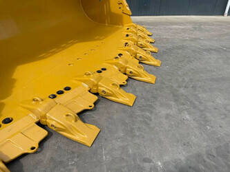 2025-caterpillar-988k-1395826-44349325