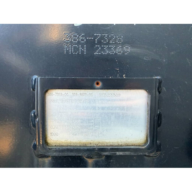 2025 فيراكتيرت CW20-44349580