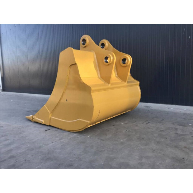 2025 فولفو EC240-44349643