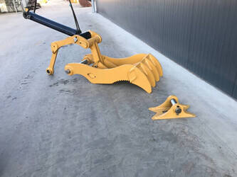 2025-caterpillar-320d-1395909-44350088