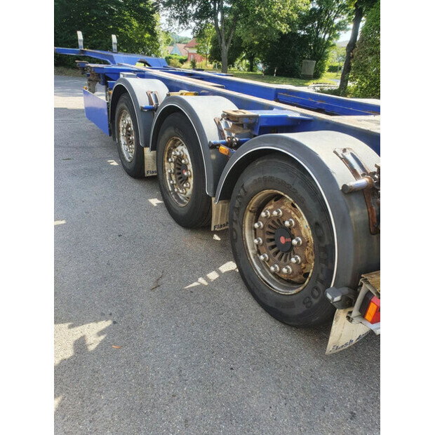 2011 M&V EURO 902-44350211