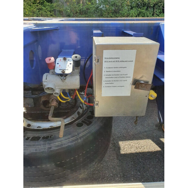 2011 M&V EURO 902-44350217