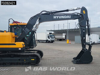 2025-hyundai-hx130-44350293