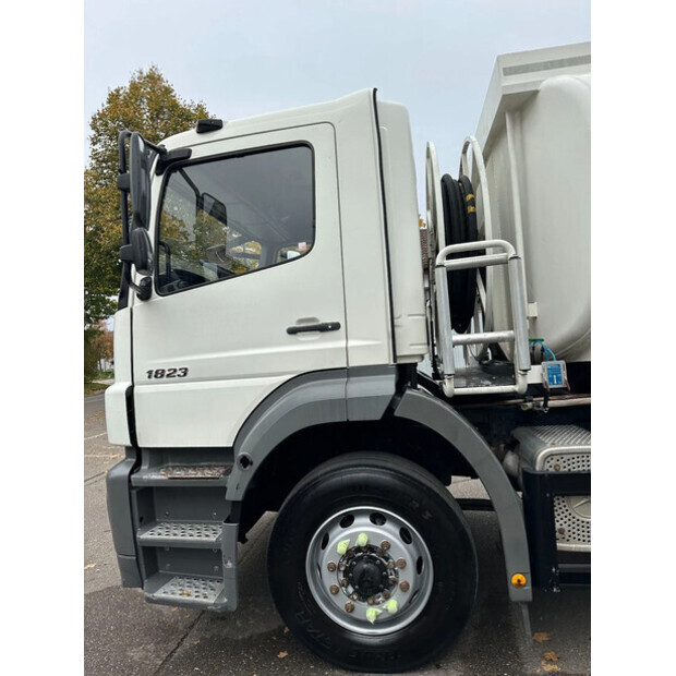 2006 مرسيدس بنز Axor 1823-44350296