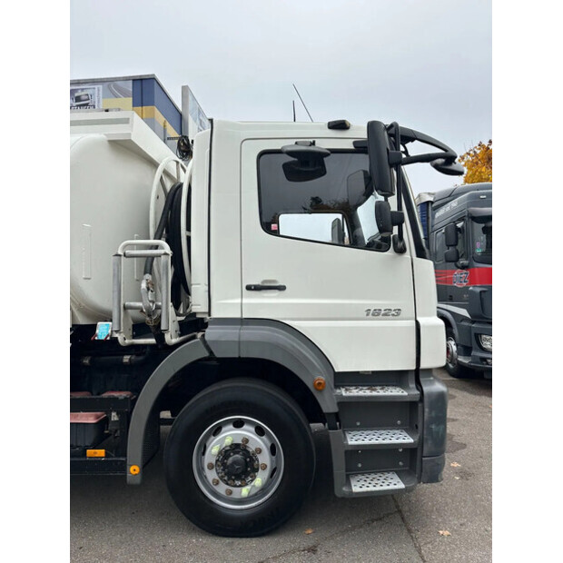 2006 مرسيدس بنز Axor 1823-44350303