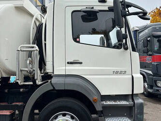 2006-mercedes-benz-axor-1823-1395920-44350303