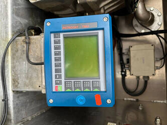 2006-mercedes-benz-axor-1823-1395920-44350321