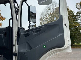 2006-mercedes-benz-axor-1823-1395920-44350346