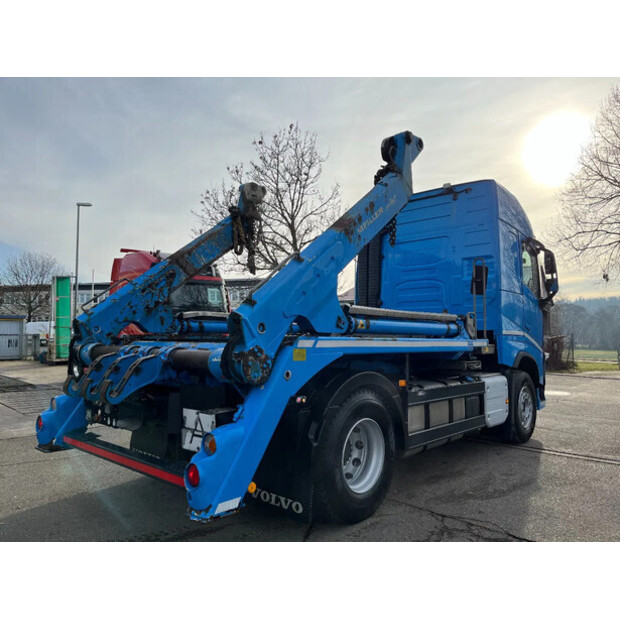 2017 فولفو FM 460-44350381