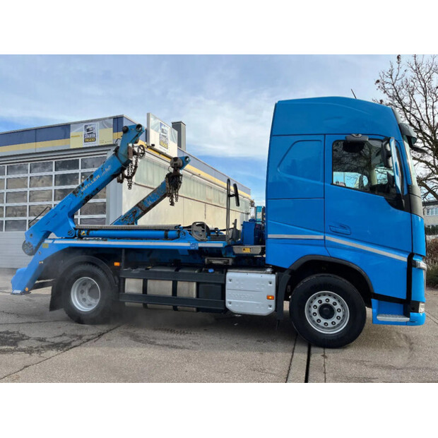 2017 فولفو FM 460-44350383