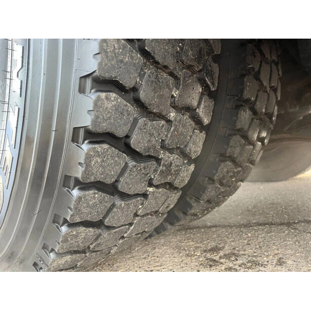 2017 فولفو FM 460-44350397