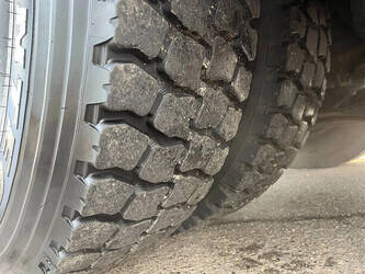 2017-volvo-fm-460-1395921-44350397