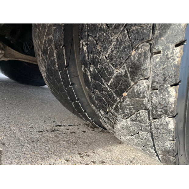 2017 فولفو FM 460-44350399