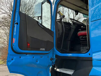 2017-volvo-fm-460-1395921-44350402