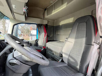 2017-volvo-fm-460-1395921-44350407