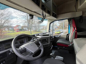 2017-volvo-fm-460-1395921-44350410