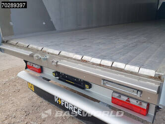 2025-kraker-cf-z-1295174-44350430