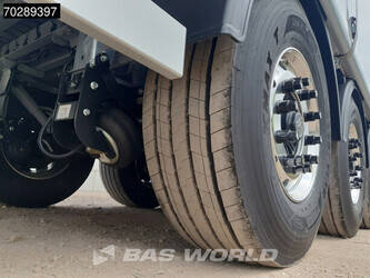 2025-kraker-cf-z-1295174-44350437