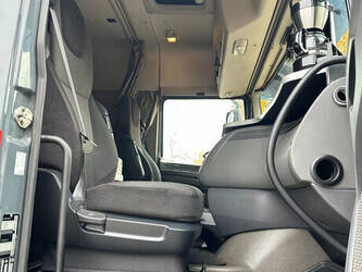 2015-daf-xf-106-440-1395922-44350485