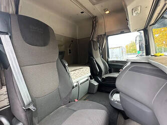 2015-daf-xf-106-440-1395922-44350488