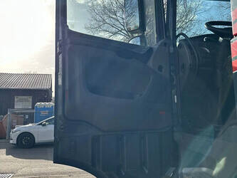 2015-daf-xf-106-440-1395923-44350517