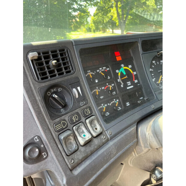 2002 Scania R164.480-44350568