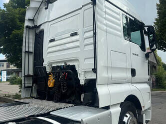 2015-man-tgx-18-480-1395926-44350635