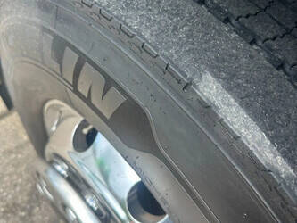 2015-man-tgx-18-480-1395926-44350641