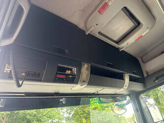 2015-man-tgx-18-480-1395926-44350660